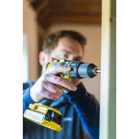 Akumulatorowa wiertarko-wkrętarka udarowa STANLEY FATMAX FMC625D2-QW