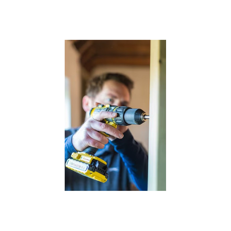 Akumulatorowa wiertarko-wkrętarka udarowa STANLEY FATMAX FMC625D2-QW