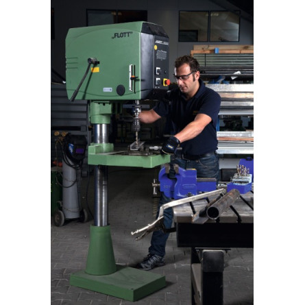 Wiertło tytanowe do metalu 10 mm marki IRWIN Wiertło tytanowe do metalu 10 mm marki IRWIN