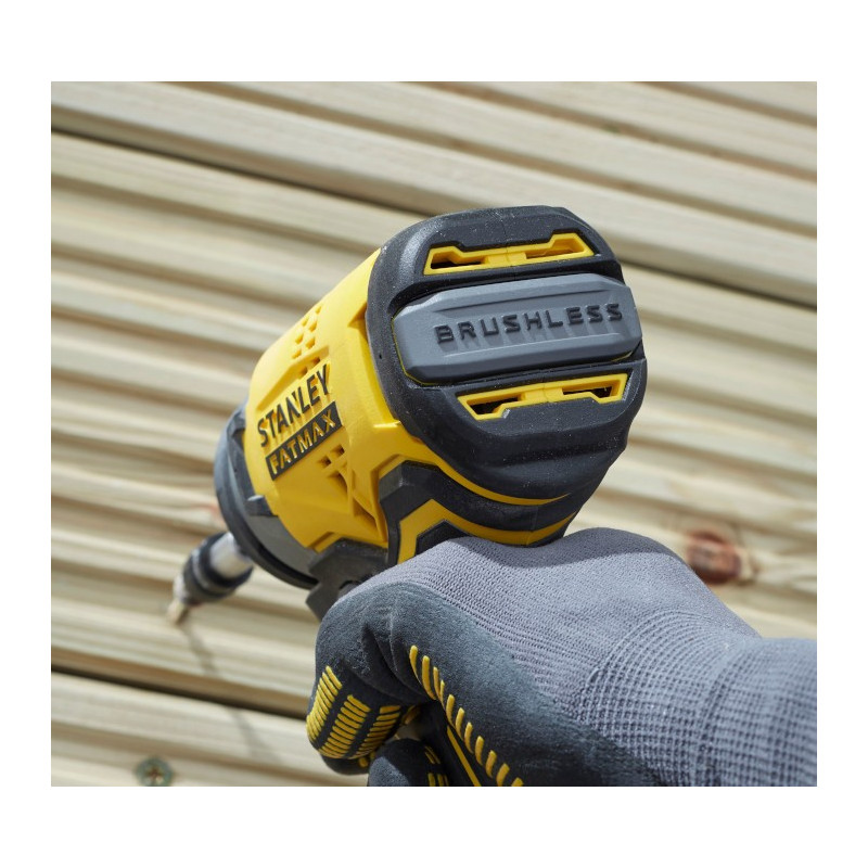 Bezszczotkowa zakrętarka udarowa STANLEY FATMAX bez akumulatora
