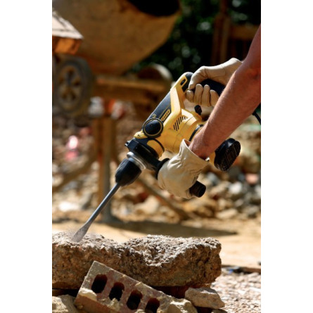 Młotowiertarka SDS-Plus  STANLEY FATMAX FME1250K-QS + akcesoria + walizka