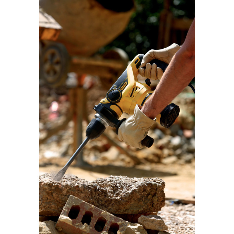 Młotowiertarka SDS-Plus  STANLEY FATMAX FME1250K-QS + akcesoria + walizka