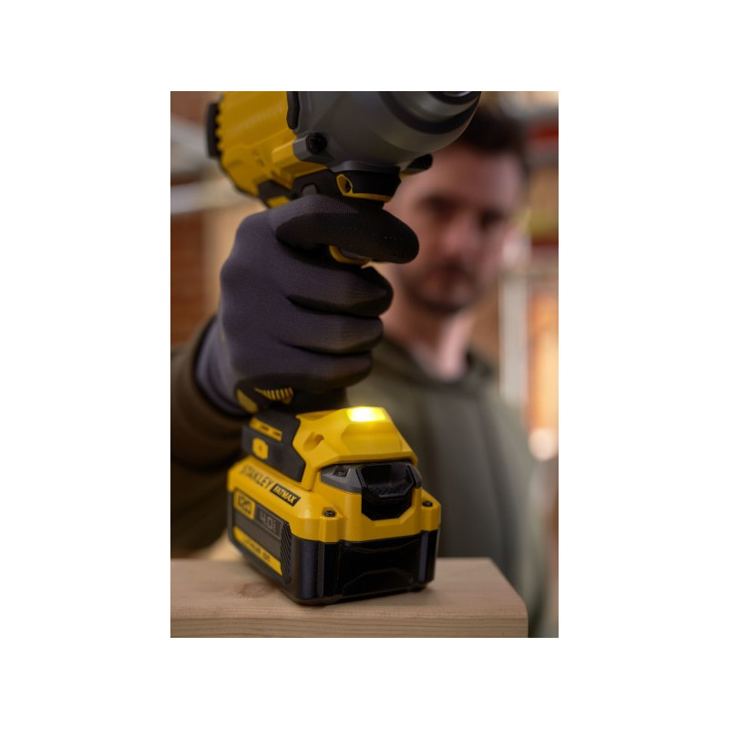 Akumulatorowy klucz udarowy 1/2 949Nm STANLEY FATMAX V20 SFMCF940B-XJ