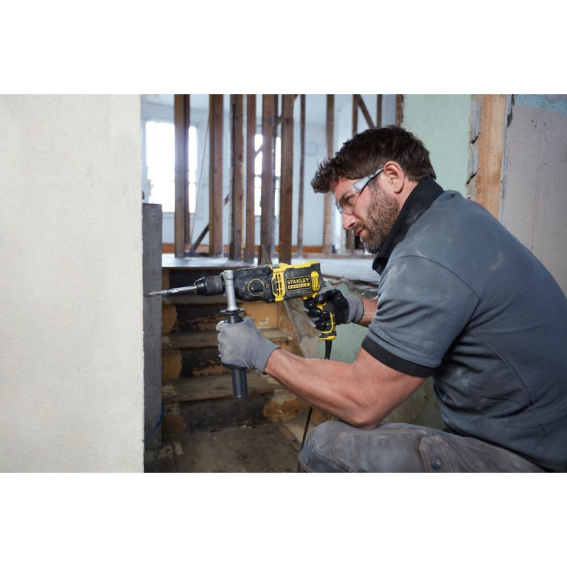 STANLEY Wiertarka udarowa 1100W FMEH1100K-QS STANLEY Wiertarka udarowa 1100W FMEH1100K-QS