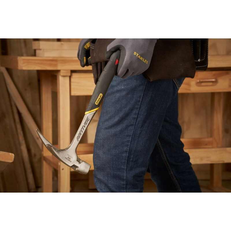 STANLEY Młotek ciesielski STANLEY Antivibe Latt Hammer 1-51-937 STANLEY Młotek ciesielski STANLEY Antivibe Latt Hammer 1-51-937