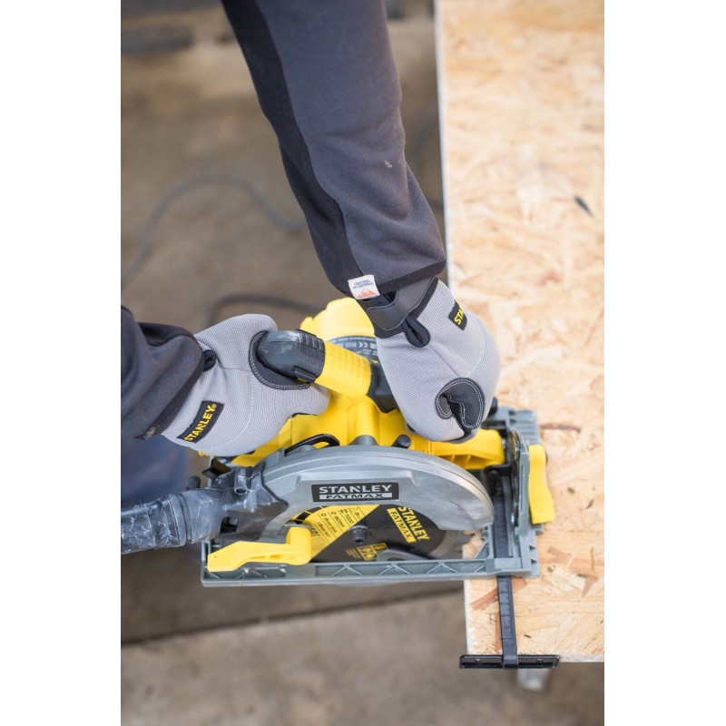 STANLEY Pilarka tarczowa 1650W FME301-QS