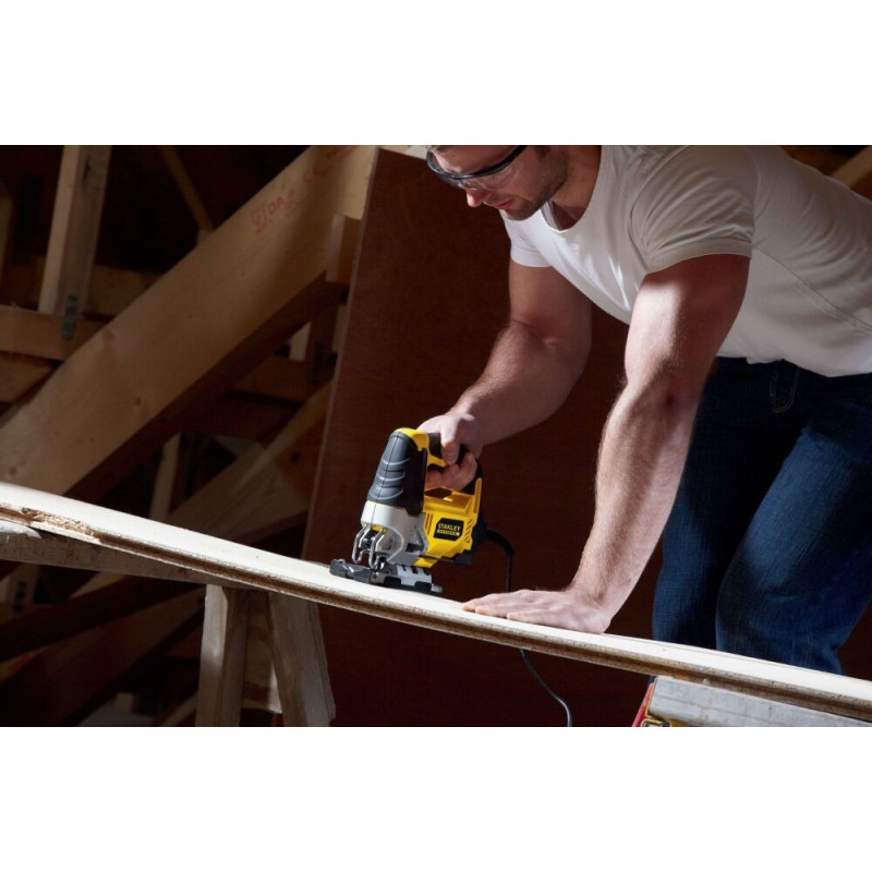 STANLEY Wyrzynarka elektryczna 710W FME340K-QS