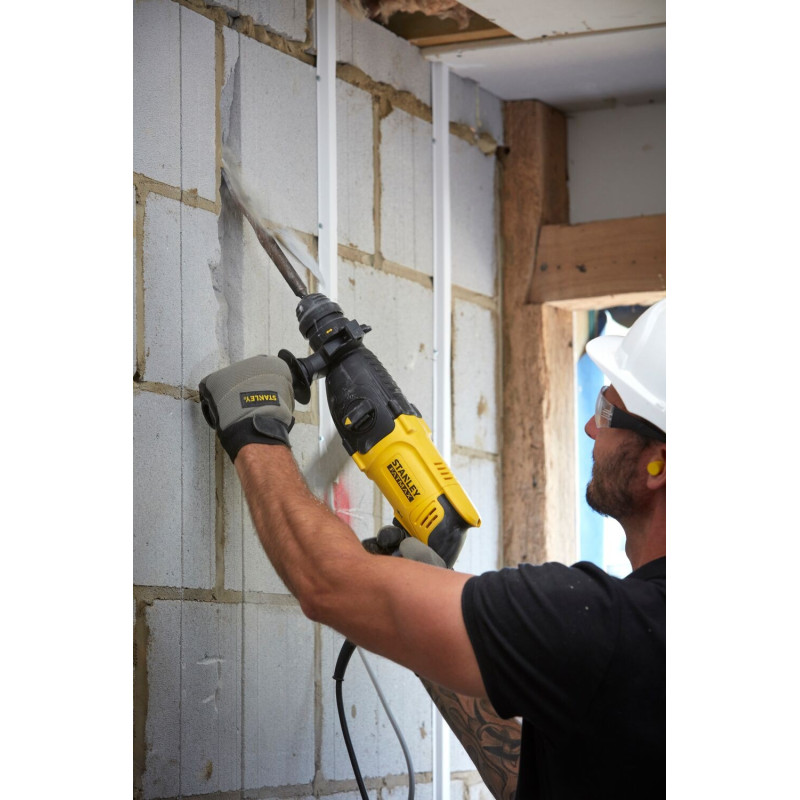 STANLEY Młotowiertarka SDS-Plus 800W FATMAX SFMEH210K-QS + walizka