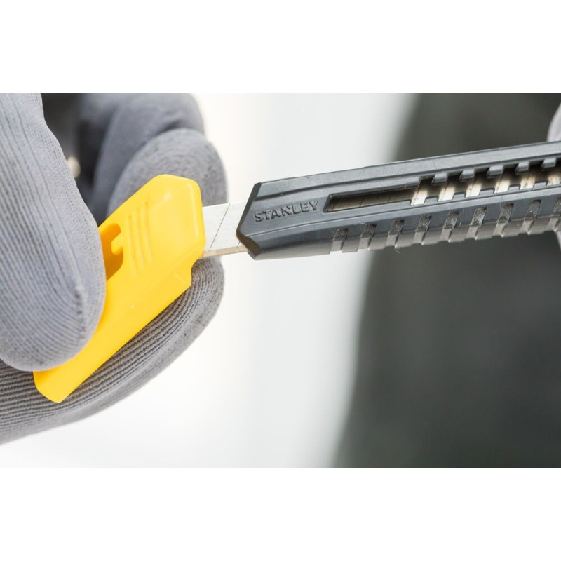 STANLEY Nóż łamany 18 mm SM9 0-10-150