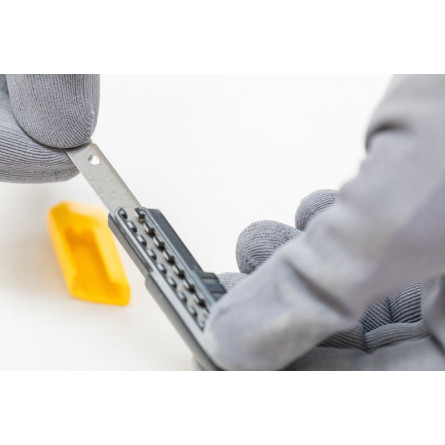 STANLEY Nóż łamany 9 mm SM9 1-10-150